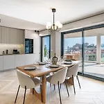 Luxueux - Vue - Parking - Az Appartement